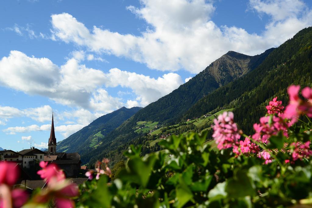 Pension Felseneck サン・レオナルド・イン・パッシーリア エクステリア 写真