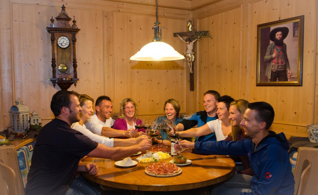 Pension Felseneck サン・レオナルド・イン・パッシーリア エクステリア 写真